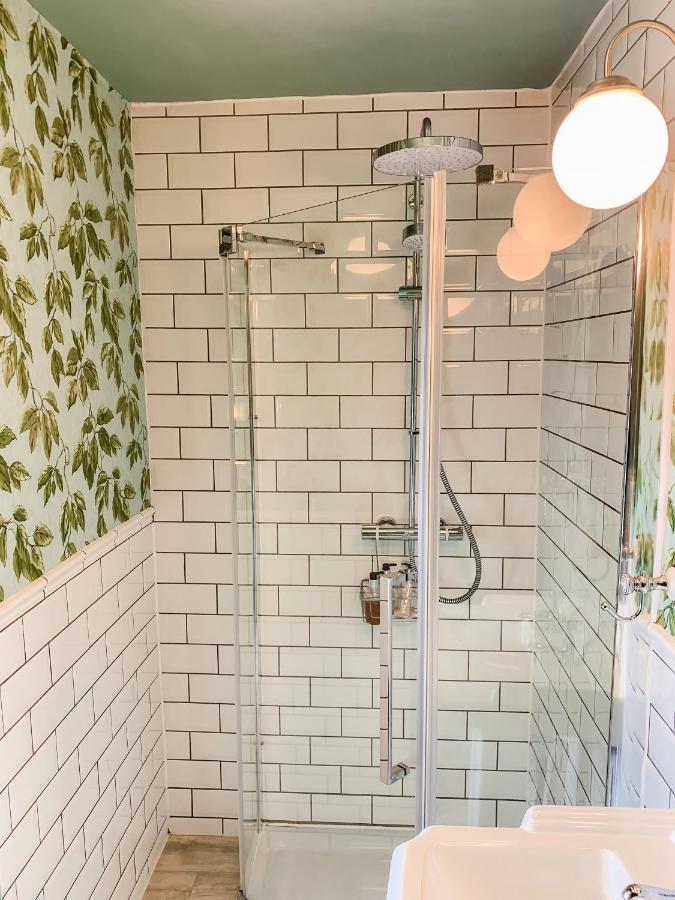 The Townhouse 101 Bed & Breakfast Sandown Bagian luar foto