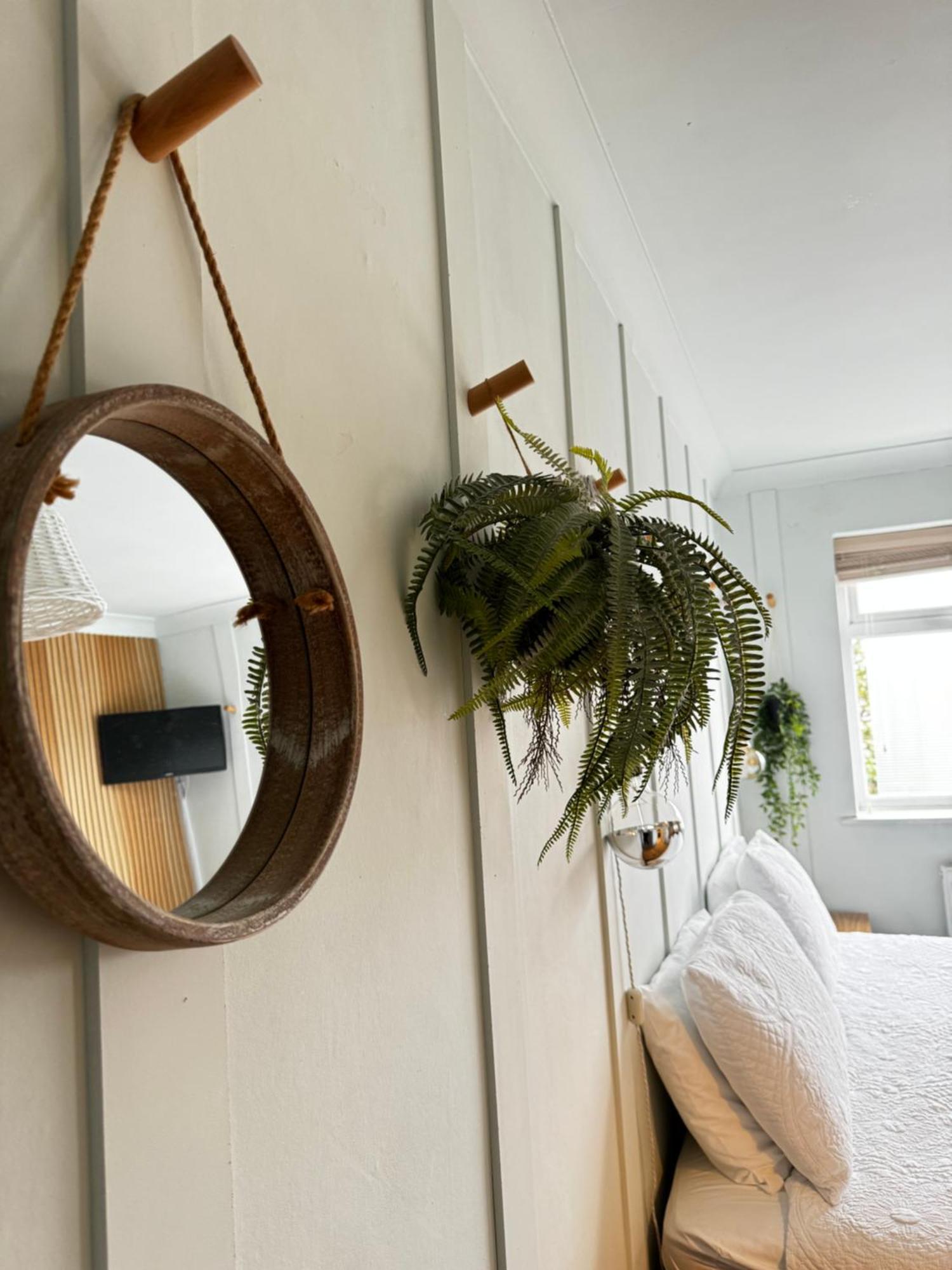 The Townhouse 101 Bed & Breakfast Sandown Bagian luar foto