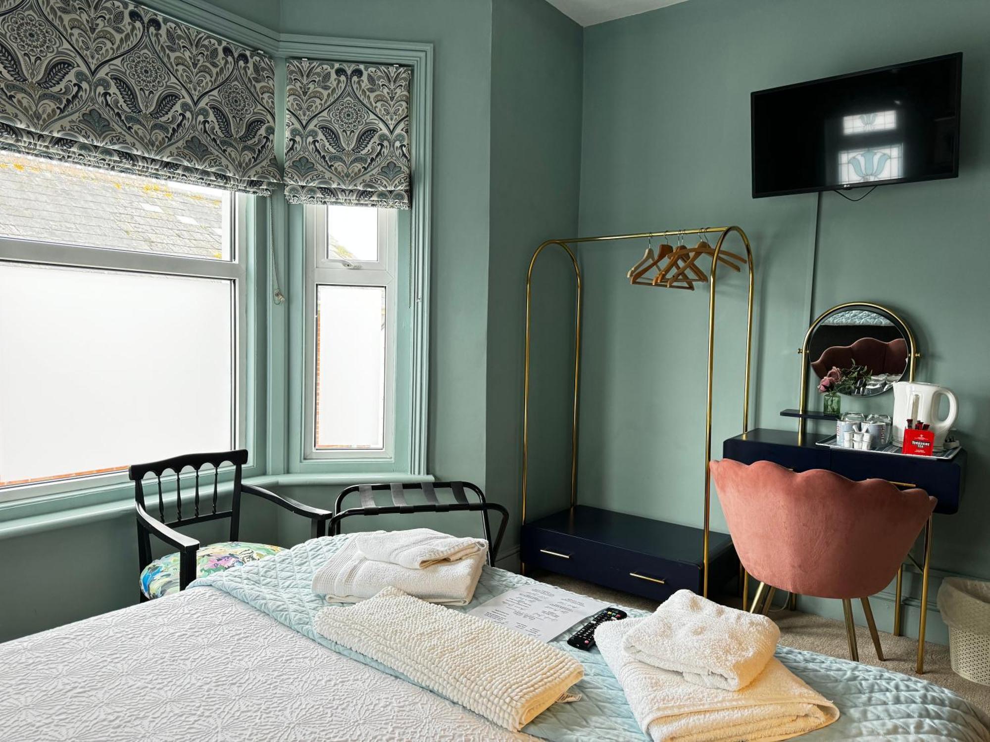 The Townhouse 101 Bed & Breakfast Sandown Bagian luar foto