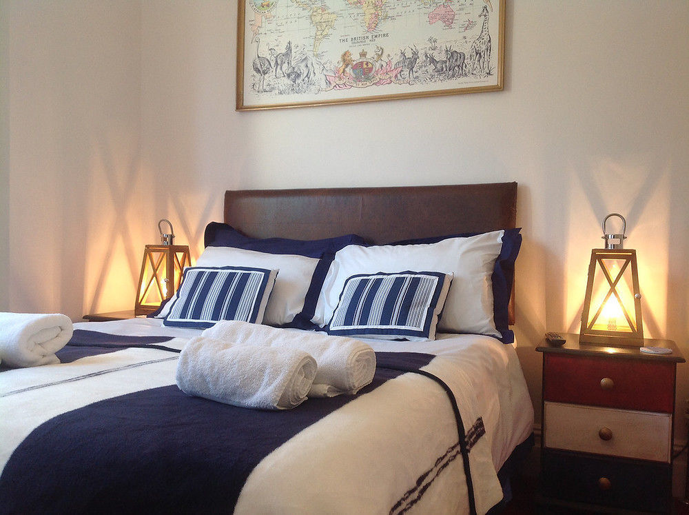 The Townhouse 101 Bed & Breakfast Sandown Bagian luar foto